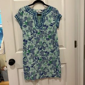 Vineyard vines shift dress